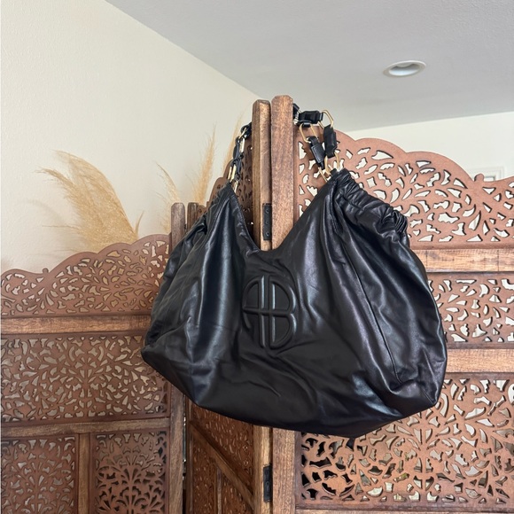 NEW NWT Anine Bing Kate Embossed Large Black Lamb Leather Hobo Shoulder Tote - Picture 4 of 6